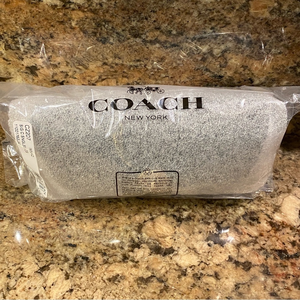COACH Sunglasses Case #CZ207, Signature Canvas, Gold/Walnut/Black, NWT-Wrapped - Picture 2 of 6